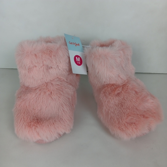 Cat & Jack Faux Fur Slippers Blush Pink Dallas Fluffy Bootie Girls M 7-8 NWT - Picture 1 of 10